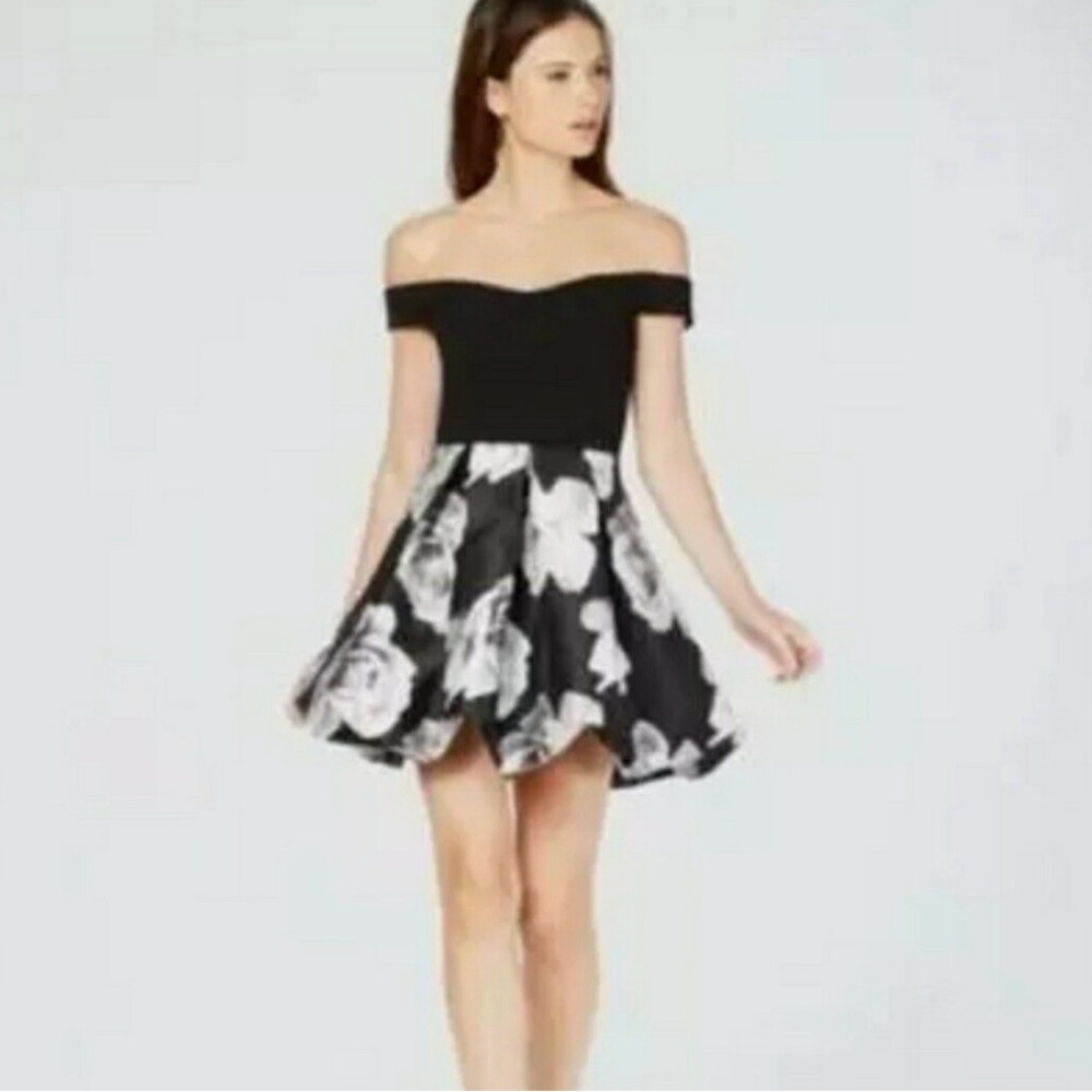 Dress - Picture 8 of 10